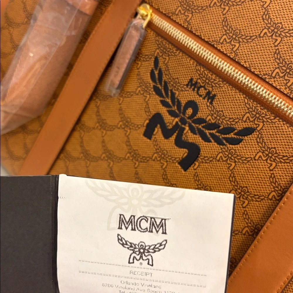 🔥 MCM XL Ottomar Weekender Bag – LIMITED SPECIAL EDITION – NWT! 🔥 - Picture 7 of 10